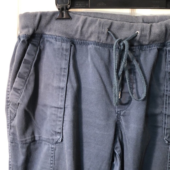 Eddie BAUER Women's Pants Zippers on leg bottoms XL Waist 18 1/2” Inseam 25 1/2” - Picture 2 of 15